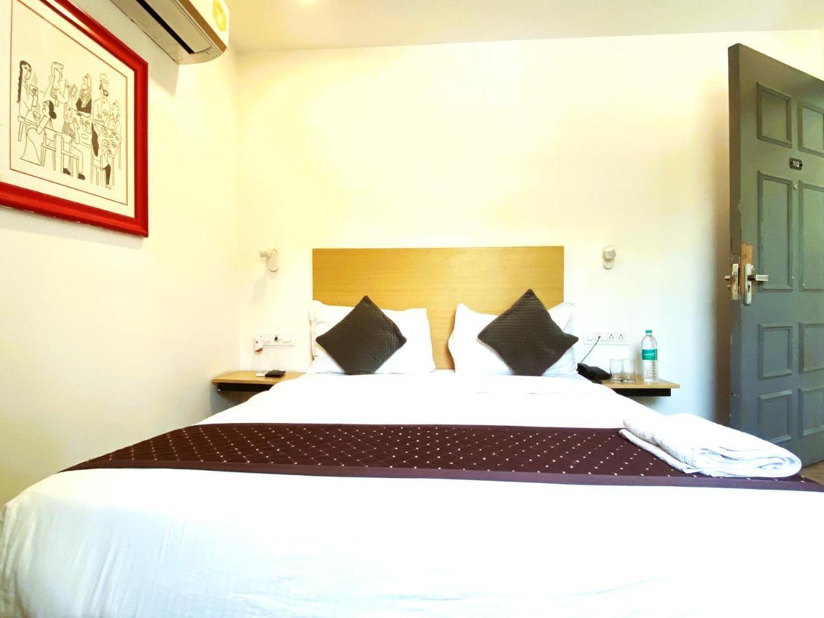 Qotel Hotel Ip Residency East Delhi Preet Vihar Nuova Delhi Esterno foto