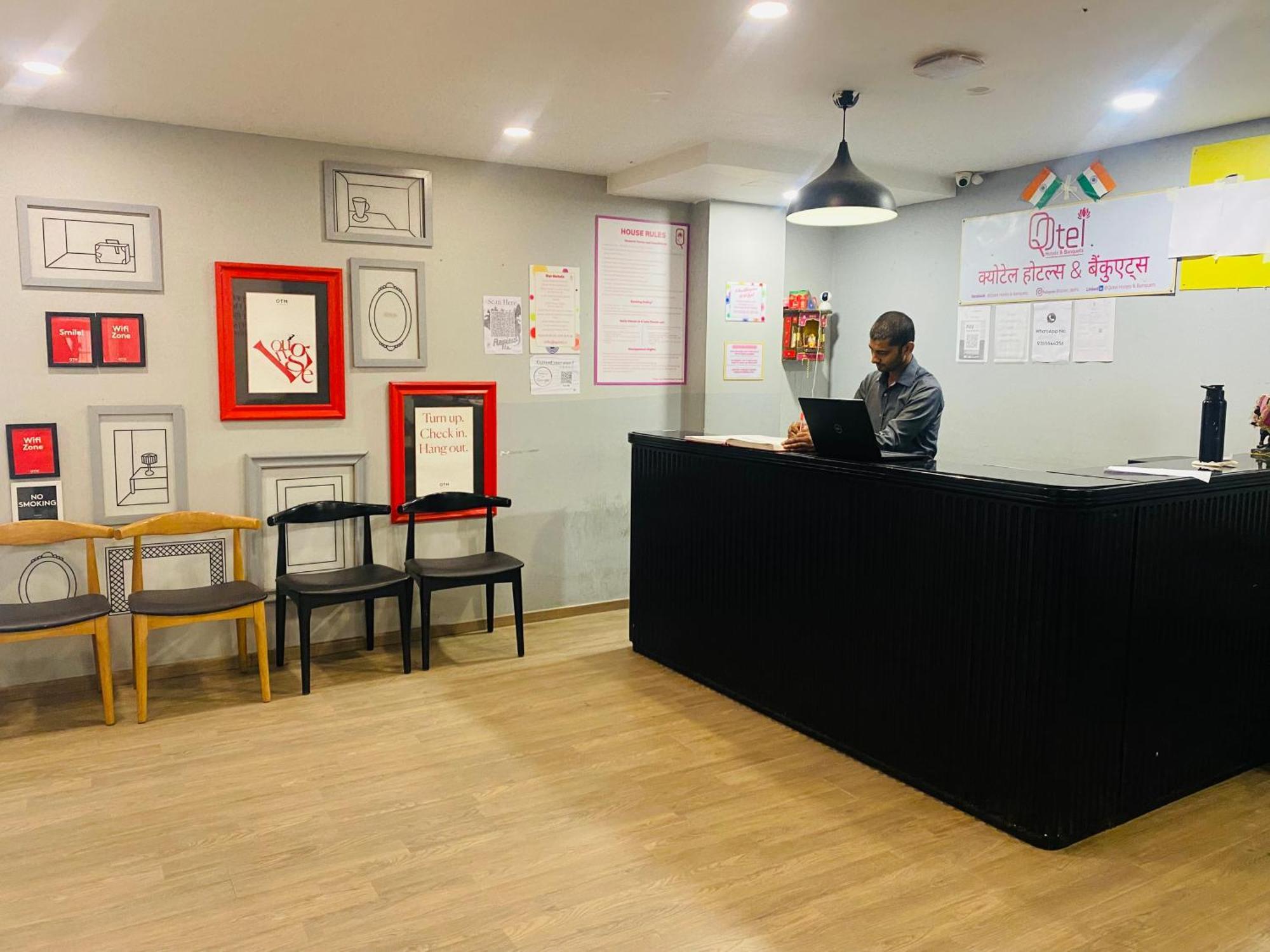 Qotel Hotel Ip Residency East Delhi Preet Vihar Nuova Delhi Esterno foto